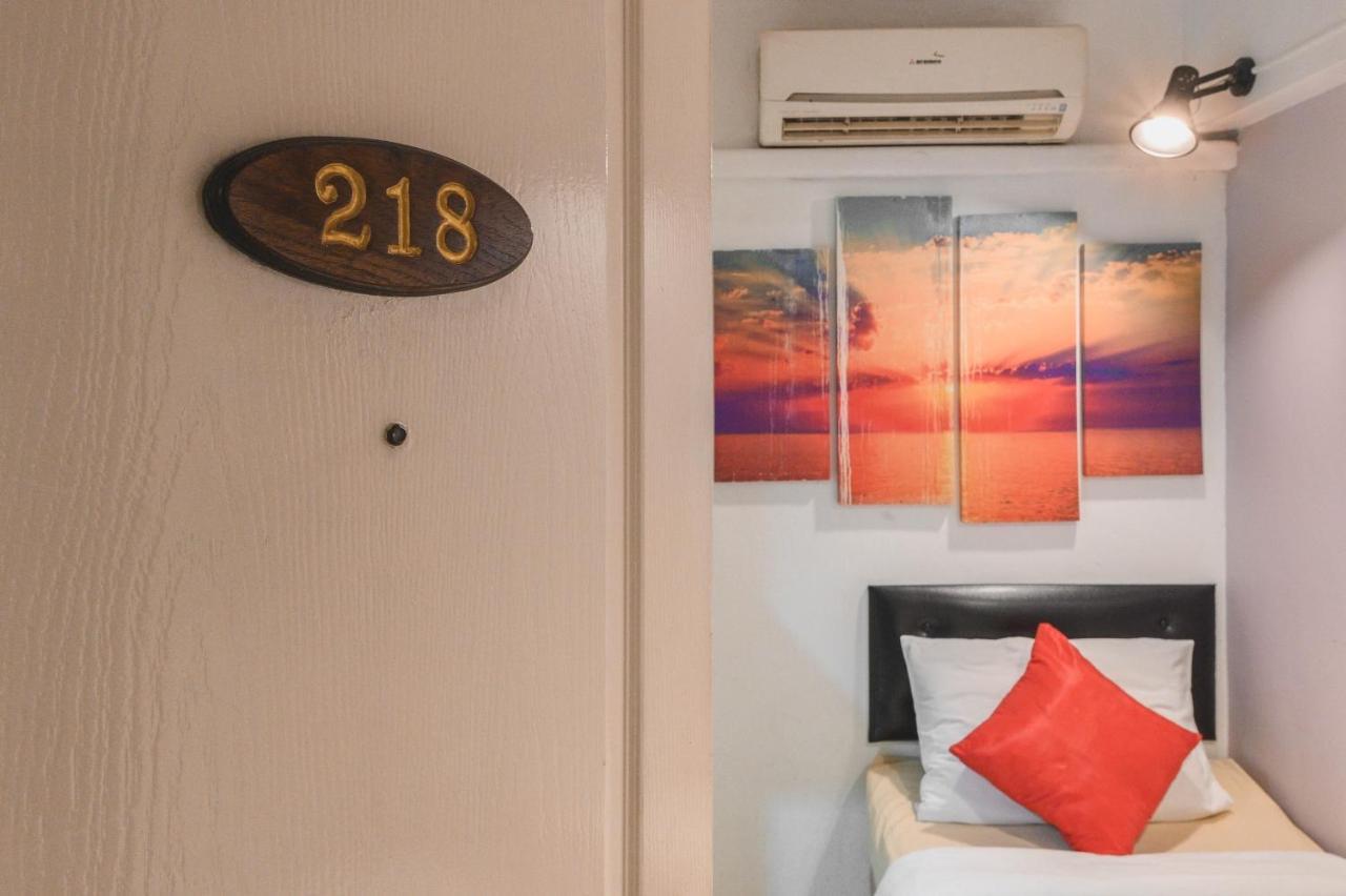 Hotel Happio Near Chabad House Bangkok Zewnętrze zdjęcie